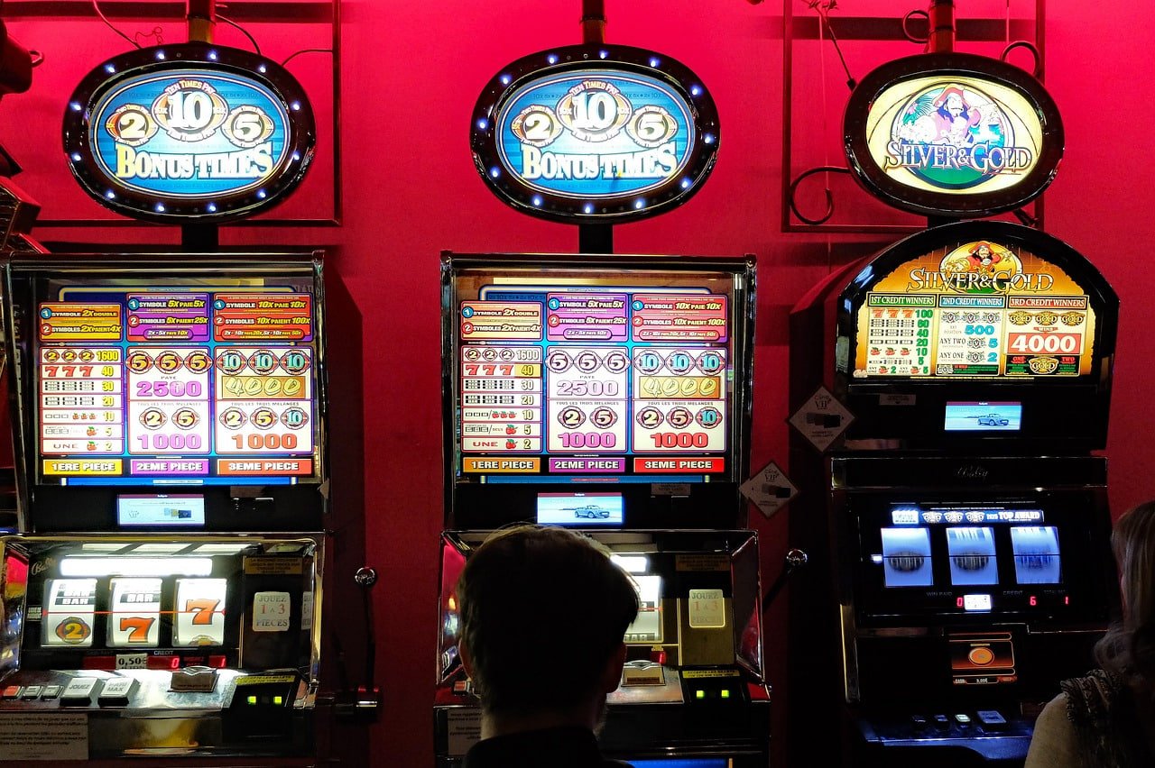 Live Casino ဒိုင်ရှင်ဂိမ်းများ